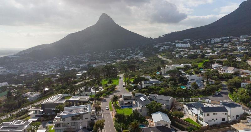 4 Bedroom Property for Sale in Camps Bay Western Cape